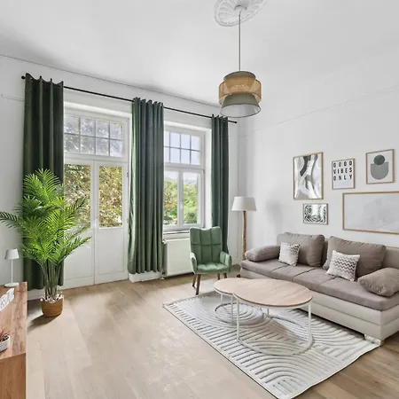Charysma - Natur-oase, Harmonisch, Balkon Apartment *